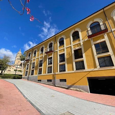 Domus Josefae Apartment Salamanca Bagian luar foto